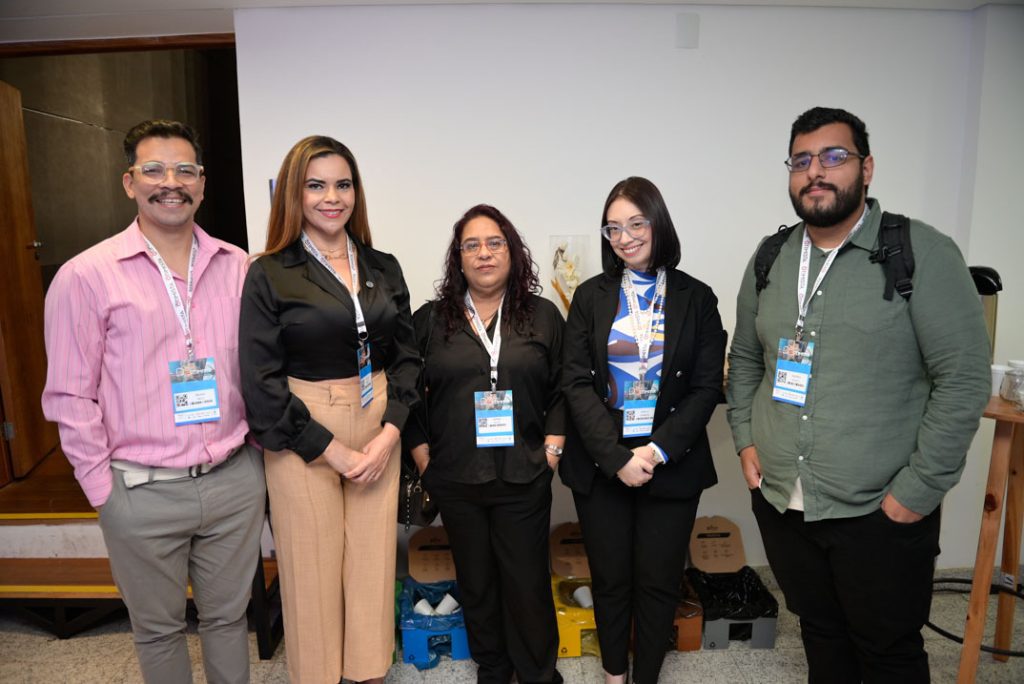 Renan Melo, Julia Brito, Miriam Anjos, Kamila Ferreira E Andrew Noleto