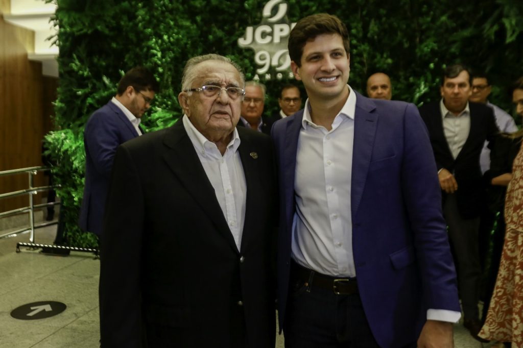 Eb8911d44bce428ebb789a9f7e268e73