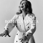 #광고 이탈리아 럭셔리 브랜드 보테가 베네타가 브랜드의 아이코닉한 가죽 수공예 기법인 인트레치아토의 탄생 50주년을 맞이해 새로운 캠페인 'Craft Is Our Language'를 선보입니다. 이번 (3)