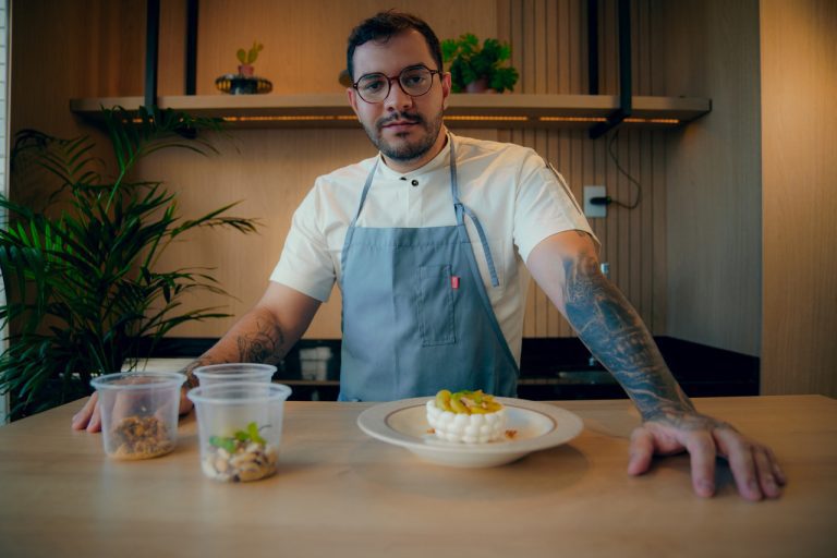 1906tr1301_5c_Easy Resize.com