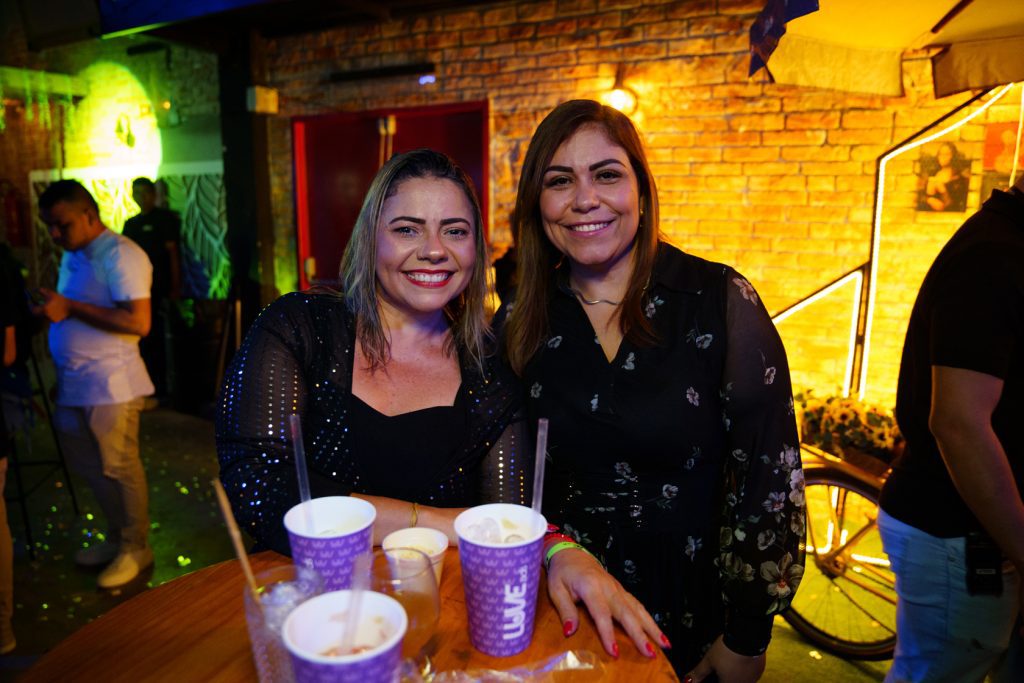 Danielle Barros E Gisele Guerra