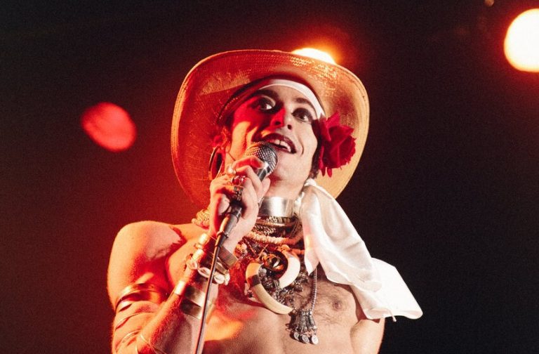 Edit Marina IMG_3787_Easy Resize.com