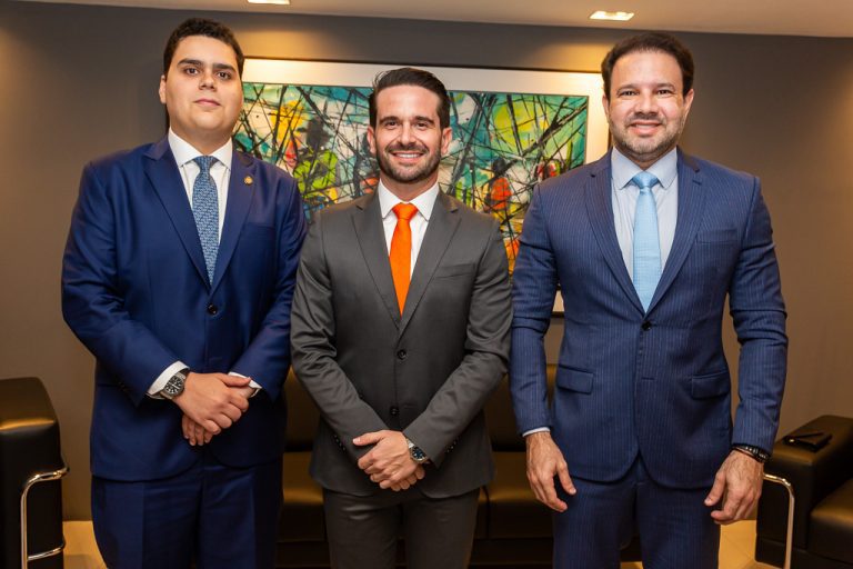 Entrega Título Cidadão De Fortaleza Emanuel Ângelo  3476