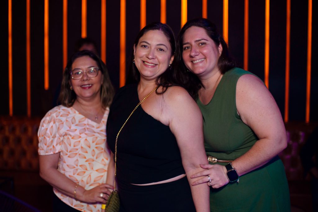 Menta Siqueira, Carol Lustosa E Dayanna Darley