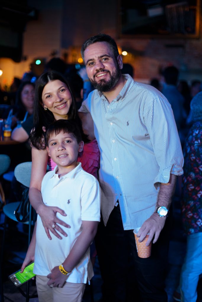 Vitor Ribeiro, Elayne E Pedro Ribeiro