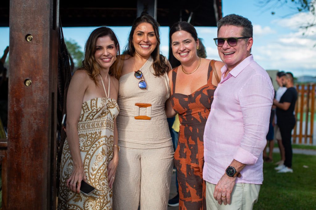 Carol Bezerra, Lisiane Antero, Adriana Sá E Eduardo Pinheiro (1)_Easy Resize.com