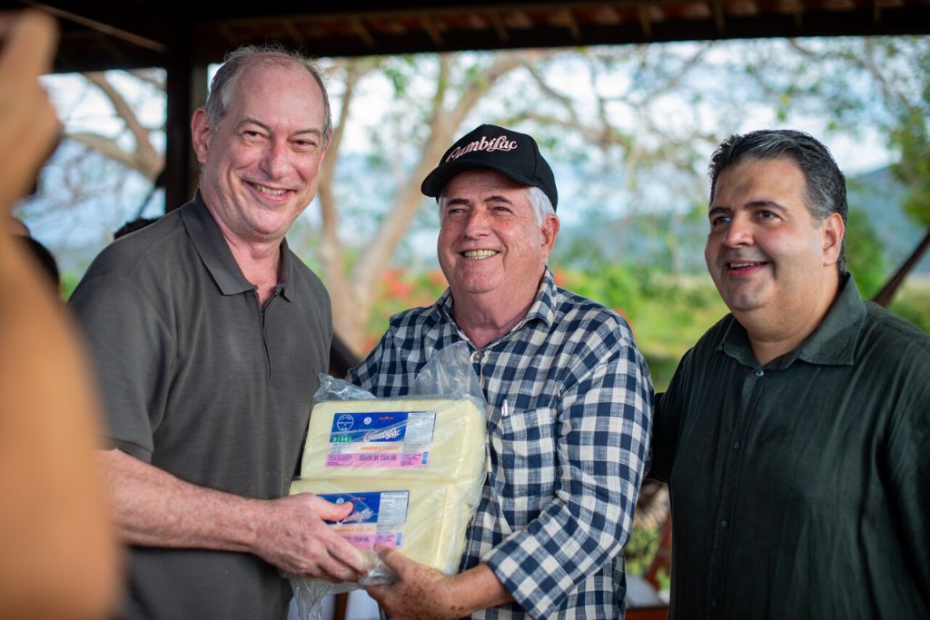 Ciro Gomes, Antunes Mota E Felipe Mota (2)_Easy Resize.com
