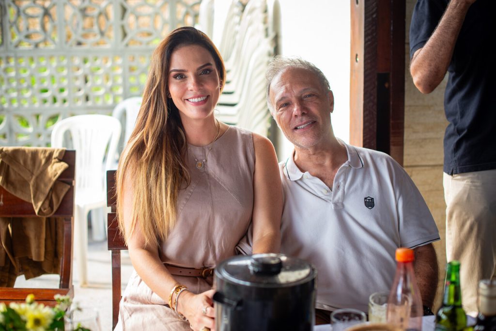 Renata Guimarães E José Carlos Pontes (2)_Easy Resize.com