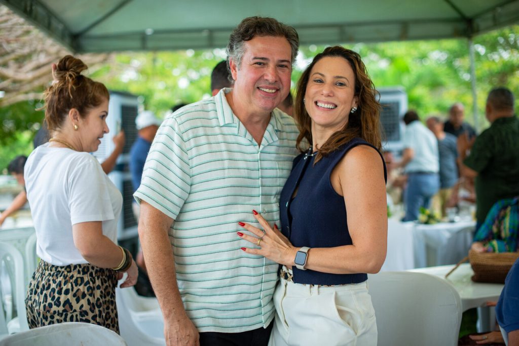 Samuel E Erika Dias (1)_Easy Resize.com