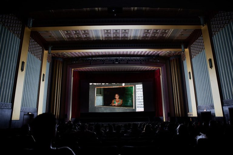 1909tr1301_5c_Easy Resize.com