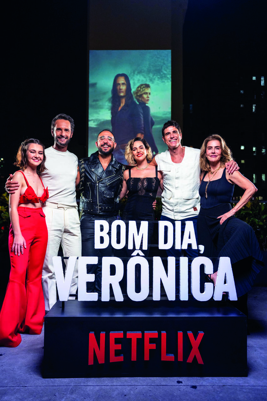 3008tr1702_5c_Easy Resize.com