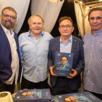 ABIH Nacional Promove O Lançamento Do Livro De Baixinho A Gigante   Com Manoel Linhares 9475