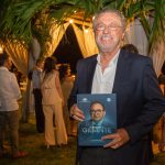 ABIH Nacional Promove O Lançamento Do Livro De Baixinho A Gigante   Com Manoel Linhares 9487