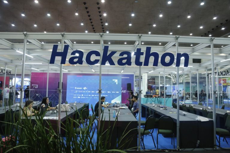 FOTO HACKATHON_Easy Resize.com