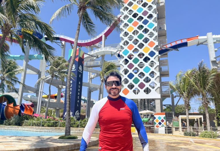 Padre Fábio De Melo Aproveita Visita Ao Ceará Para Momentos De Lazer No Beach Park