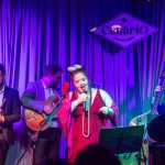 Cenario Recebe Raara Contando Billie Holliday 0313