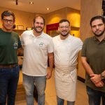 Degustação Exclusiva Do Camarão Orgânico Da Costa Negra 0478