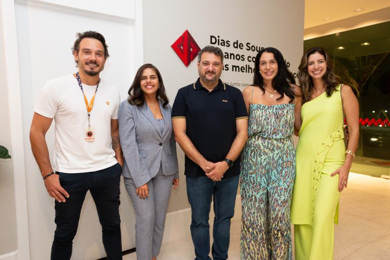 Dias De Sousa E F Brasil Programan Evento Para Apresentar Beach Ville 6642