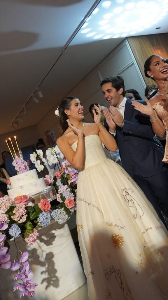 SaveClip.App_560733089_18529475452029610_9195601934938313973_n