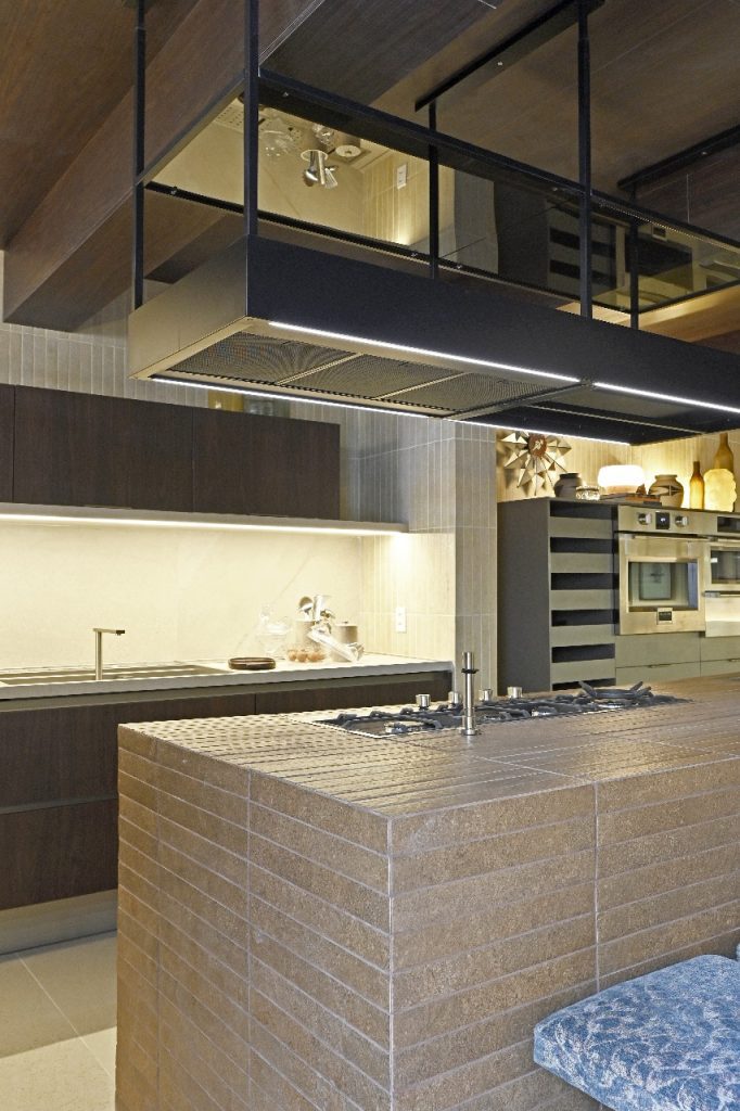 Cd221b58220244468d5c2cd7b93c9f83