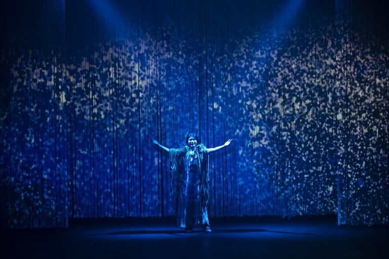 0411tr1301_5c_Easy Resize.com