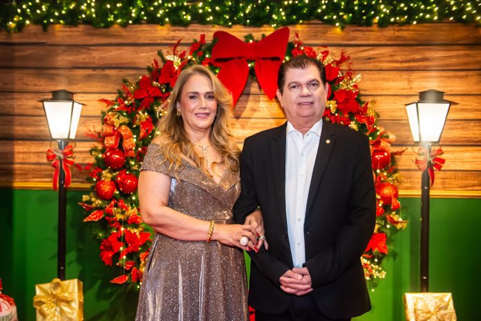 Marisa E Mauro Benevides