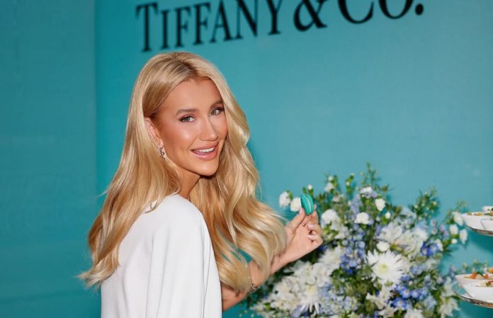 SnapInsta.to_581947598_18567641623032754_4558509554893365019_n