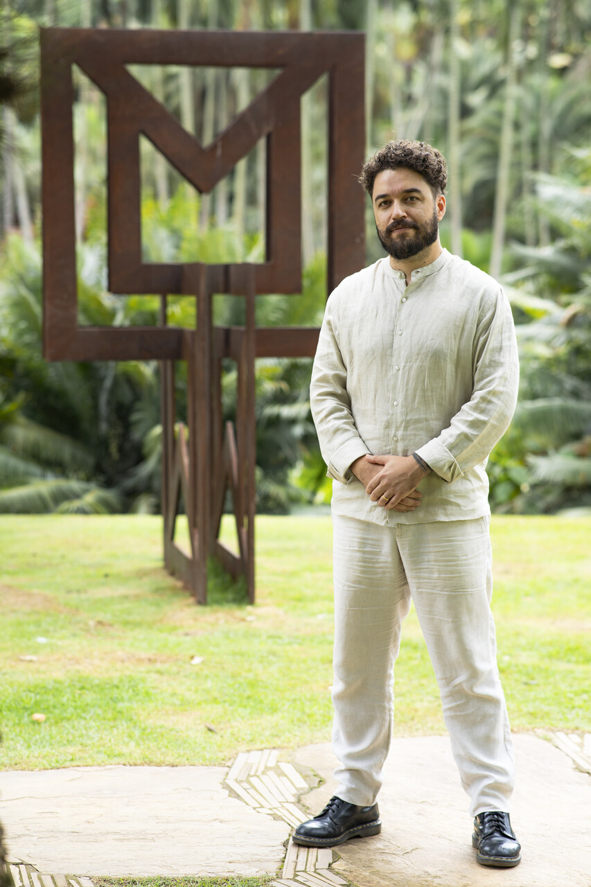 0312tr1301_5c_Easy Resize.com