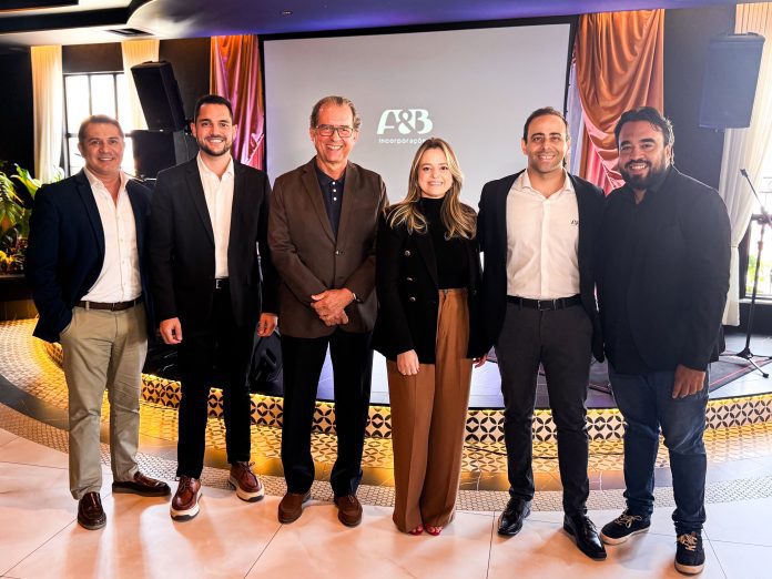 Aristarco Sobreira E Equipe Da A & B Incorporações(1)