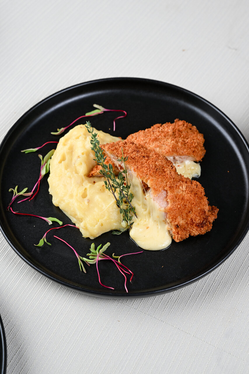 Cordon Bleu_Easy Resize.com