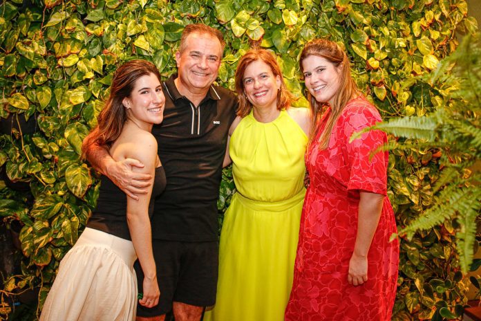 Vera, Ricardo, Luciana E Ana Maria Bezerra