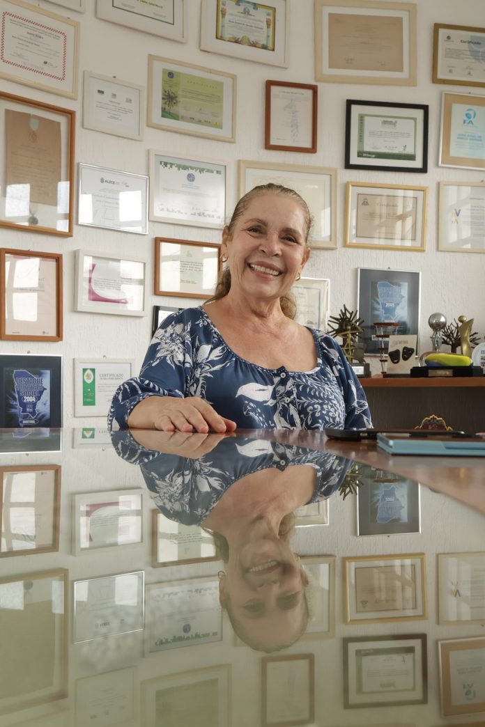 0703tr1302_5c_Easy Resize.com