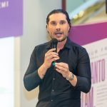 Lançamento Livro Enquanto Uns Falam Outros Escalam Artur Frota 9558