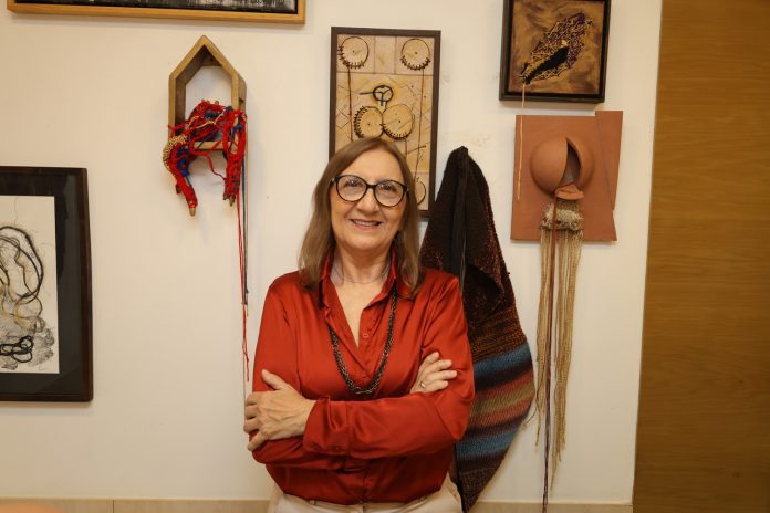 2104tr1301_5c_Easy Resize.com