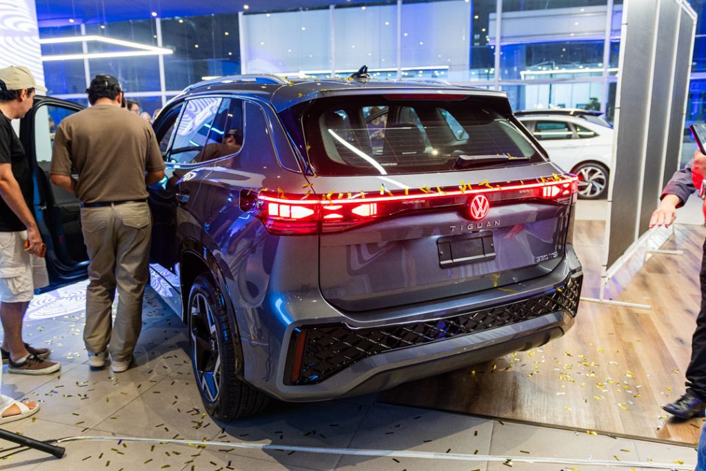 695A3415