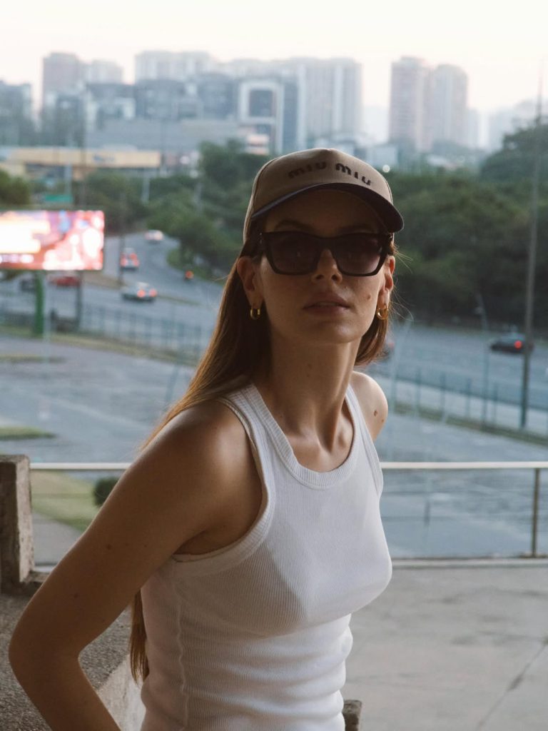 Camila 8