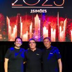 Daniel Simões, Roberto Costa E José Simões Filho(1)
