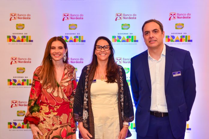 Emília Buarque, Paulo Câmara E Sávia Gavazza
