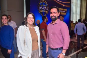 Renata Leal E Cláudio Vieira