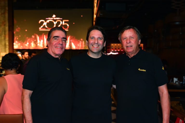 Roberto Costa, Daniel Simões E José Simões Filho