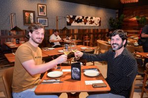 Marcos Vinícius E João Portela