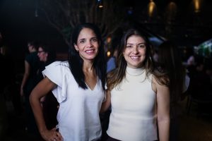 Aline Peixoto E Vanessa Almeida_