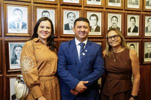 Nayana Gondin E Maurício Matos