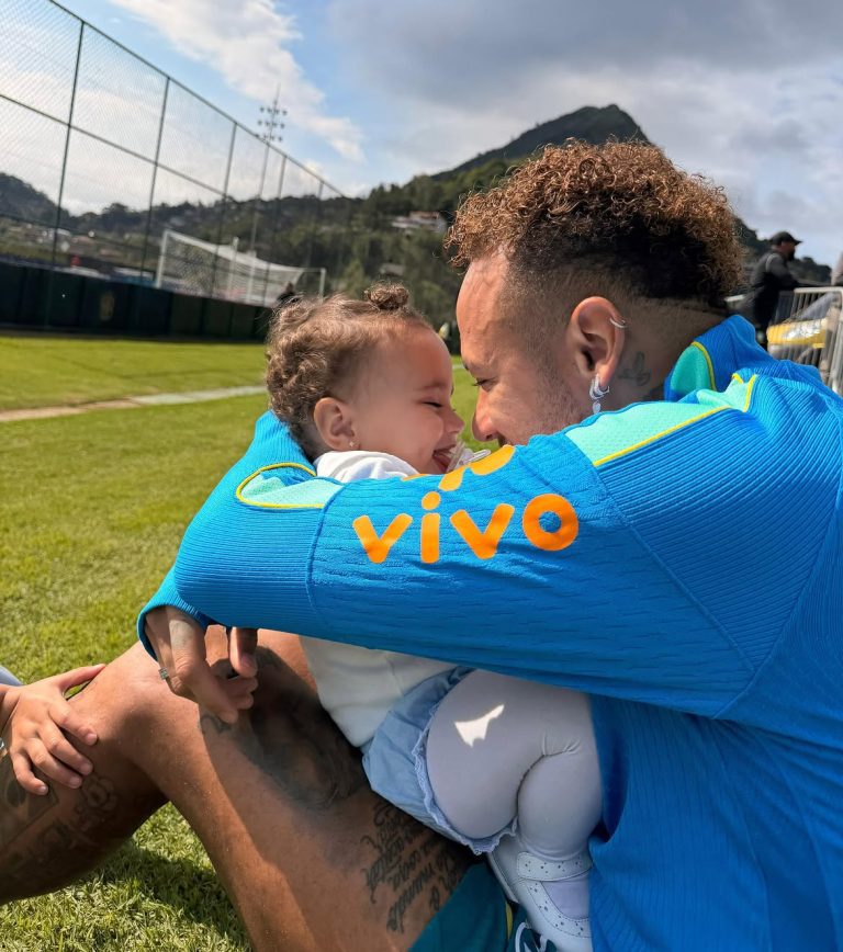 Neymar E Mel 4